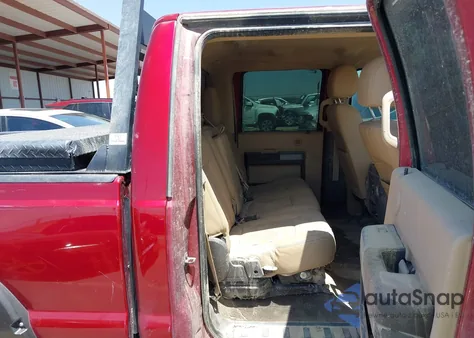 2015 Ford F250 Super Duty z USA, uszkodzony, nr VIN 1FT7W2B67FEC70252